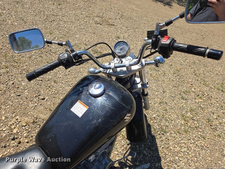 image for item DY1115 2008 Suzuki GZ250 motorcycle