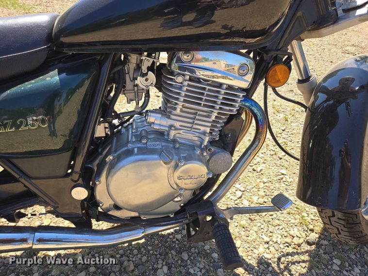 image for item DY1115 2008 Suzuki GZ250 motorcycle