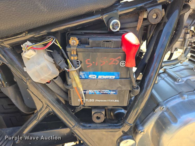 image for item DY1115 2008 Suzuki GZ250 motorcycle