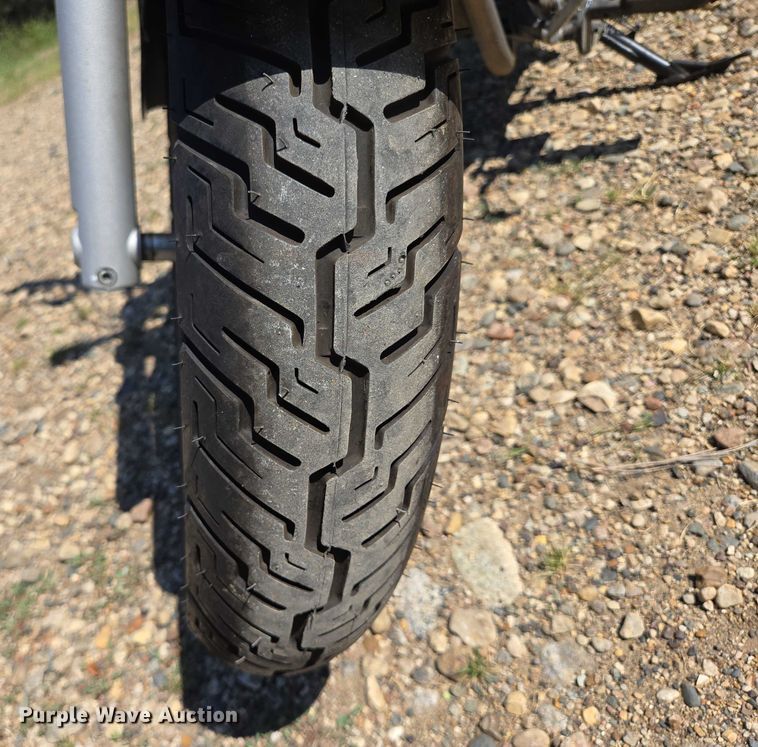 image for item DY1115 2008 Suzuki GZ250 motorcycle