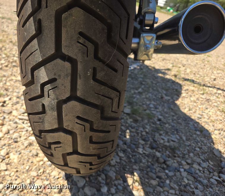 image for item DY1115 2008 Suzuki GZ250 motorcycle