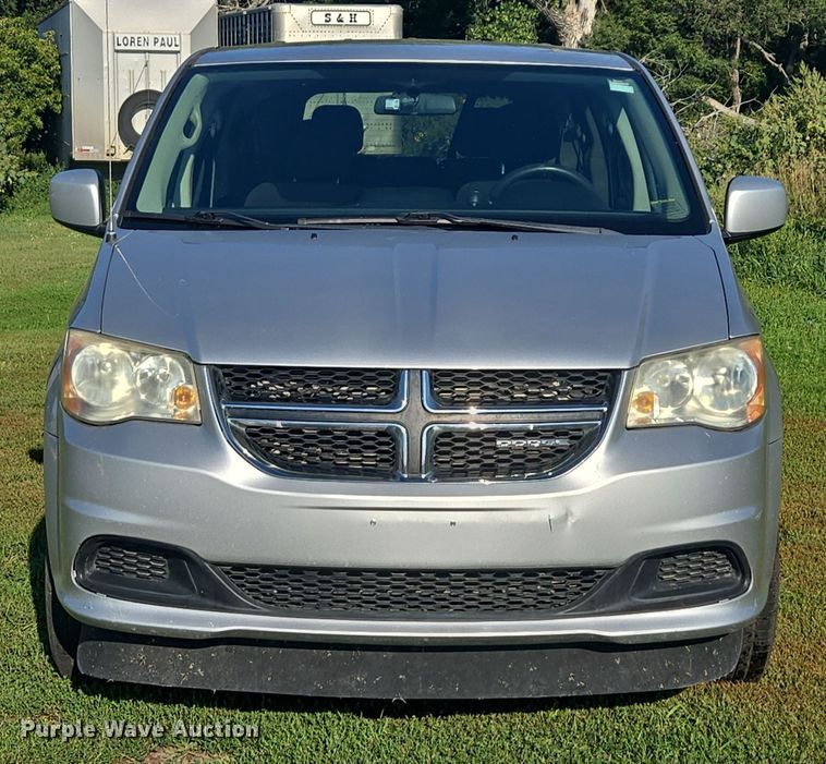 image for item DY1121 2011 Dodge Grand Caravan handicap accessible van