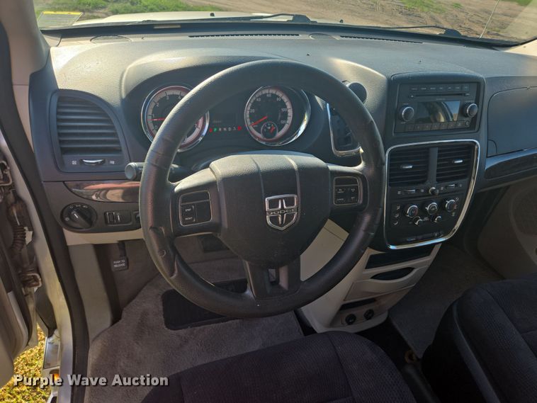 image for item DY1121 2011 Dodge Grand Caravan handicap accessible van