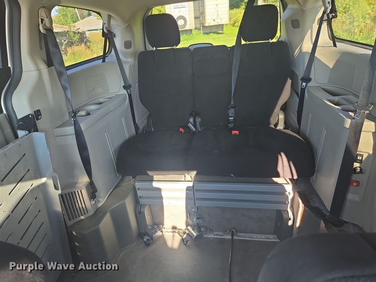 image for item DY1121 2011 Dodge Grand Caravan handicap accessible van