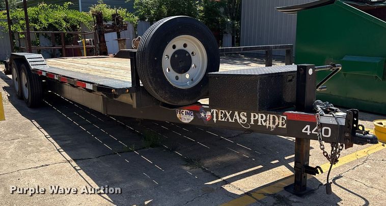 image for item DY2551 2021 Texas Pride EQ820220KGN equipment trailer