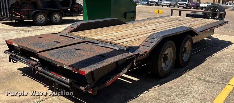 image for item DY2551 2021 Texas Pride EQ820220KGN equipment trailer