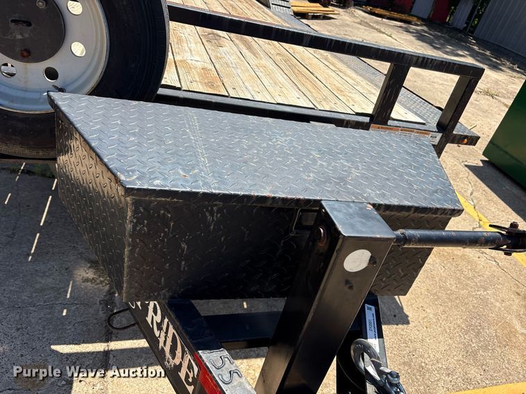 image for item DY2551 2021 Texas Pride EQ820220KGN equipment trailer
