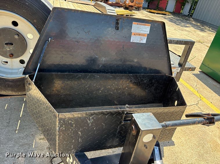 image for item DY2551 2021 Texas Pride EQ820220KGN equipment trailer