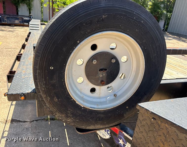 image for item DY2551 2021 Texas Pride EQ820220KGN equipment trailer