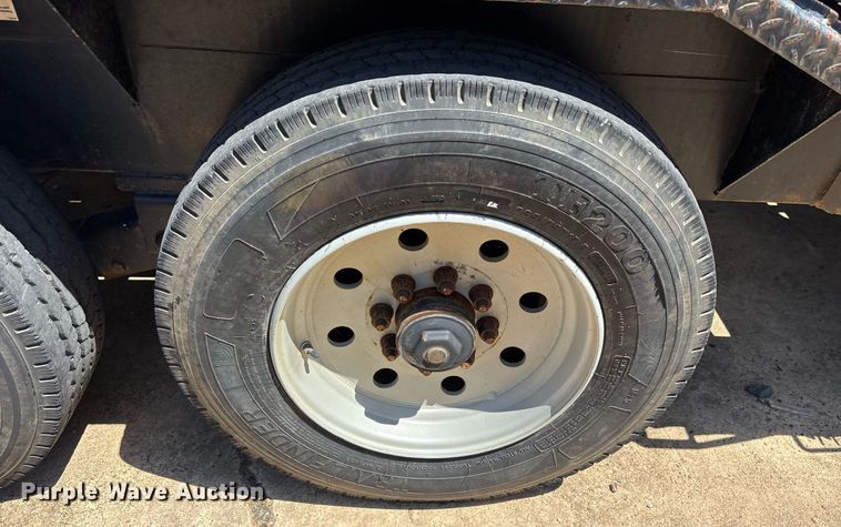 image for item DY2551 2021 Texas Pride EQ820220KGN equipment trailer