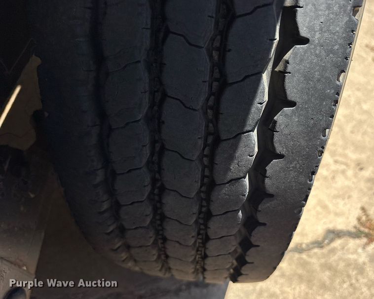 image for item DY2551 2021 Texas Pride EQ820220KGN equipment trailer