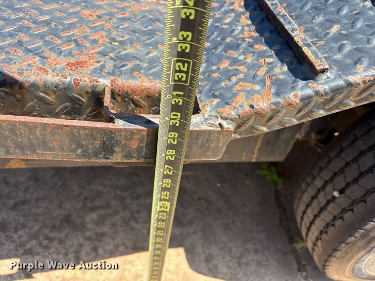 image for item DY2553 2021 Texas Pride EQ820220KGN equipment trailer