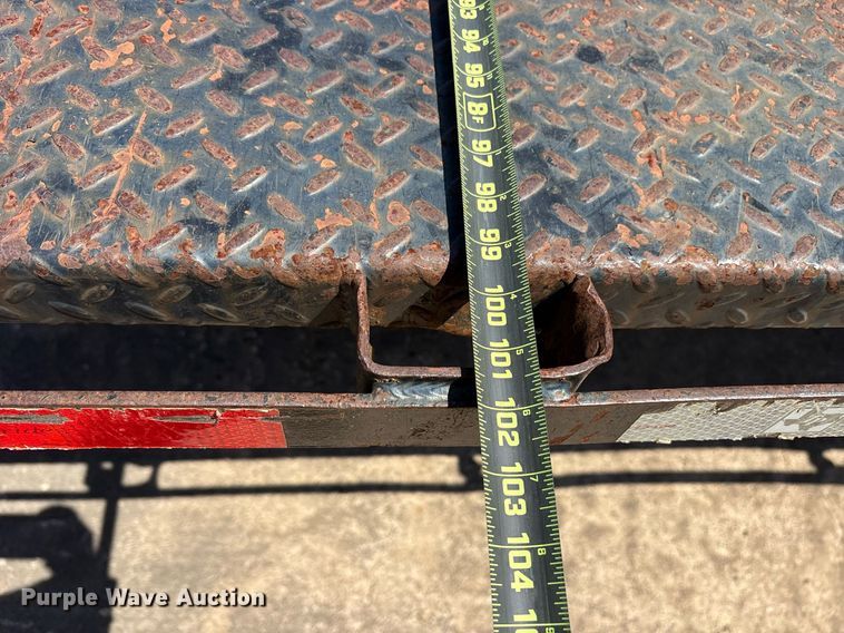 image for item DY2553 2021 Texas Pride EQ820220KGN equipment trailer