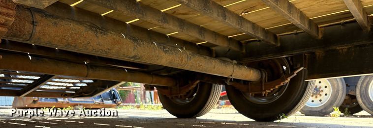 image for item DY2553 2021 Texas Pride EQ820220KGN equipment trailer
