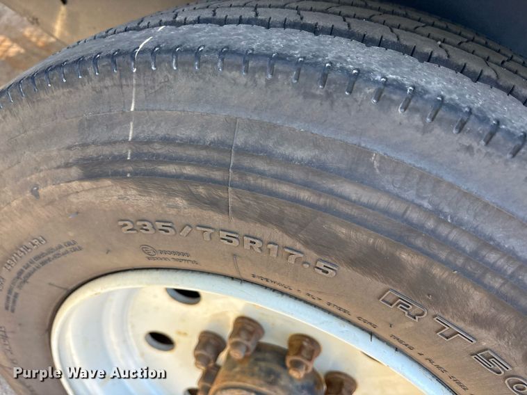 image for item DY2553 2021 Texas Pride EQ820220KGN equipment trailer