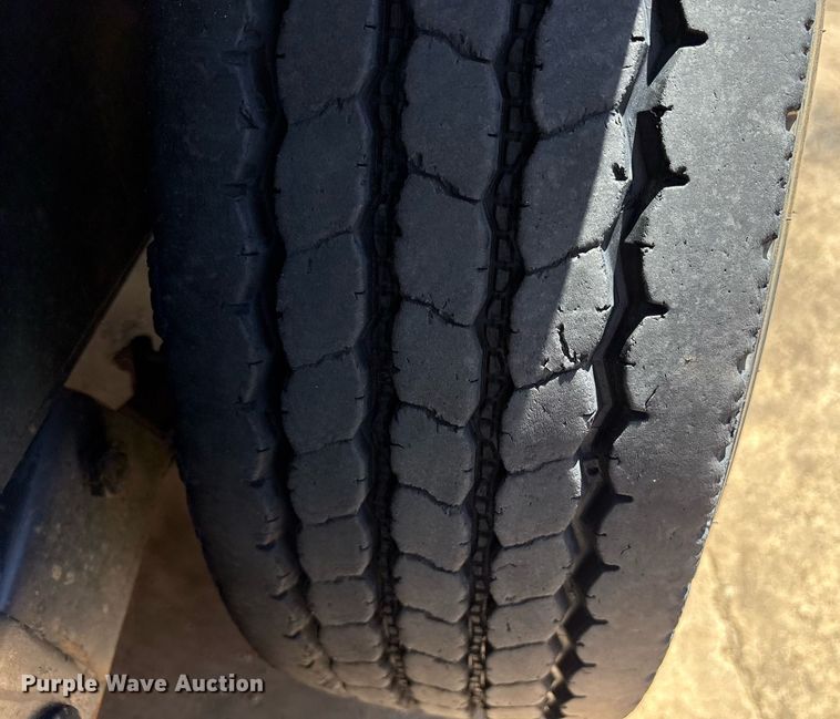 image for item DY2553 2021 Texas Pride EQ820220KGN equipment trailer