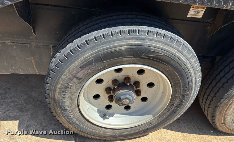 image for item DY2553 2021 Texas Pride EQ820220KGN equipment trailer