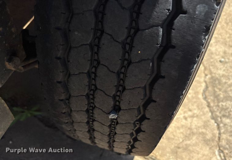 image for item DY2553 2021 Texas Pride EQ820220KGN equipment trailer