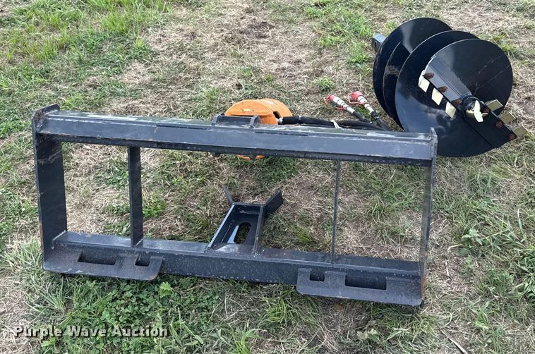 image for item DZ4226 2024 AGT ADB-13-1218R skid steer auger