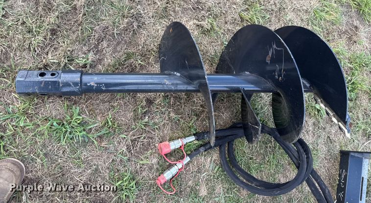 image for item DZ4226 2024 AGT ADB-13-1218R skid steer auger