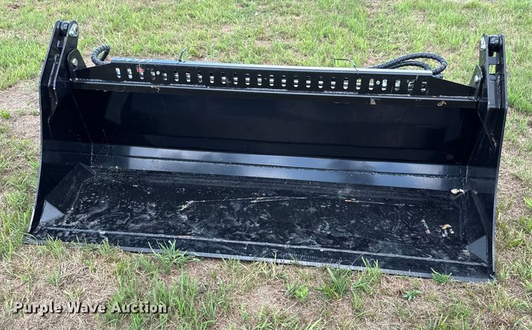 image for item DZ4231 2025 Future KH72 skid steer bucket