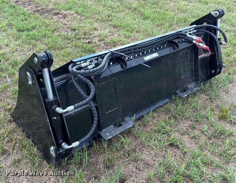 image for item DZ4231 2025 Future KH72 skid steer bucket