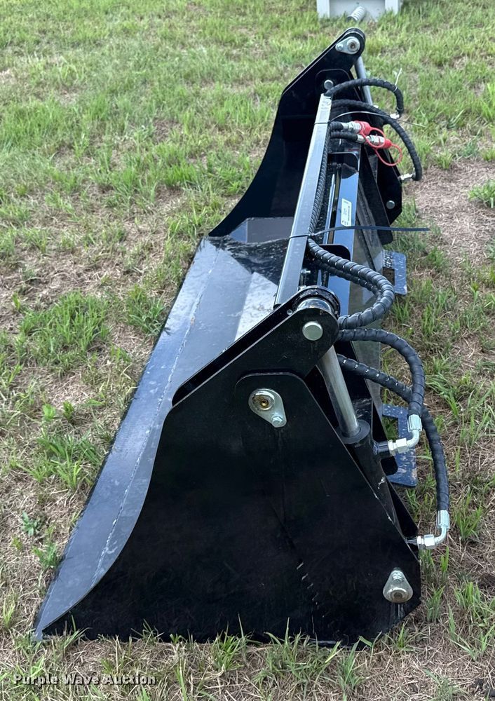 image for item DZ4231 2025 Future KH72 skid steer bucket