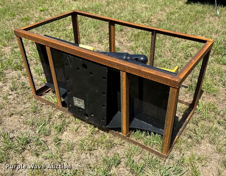 image for item DZ4238 2025 AGT SSHH680 skid steer breaker