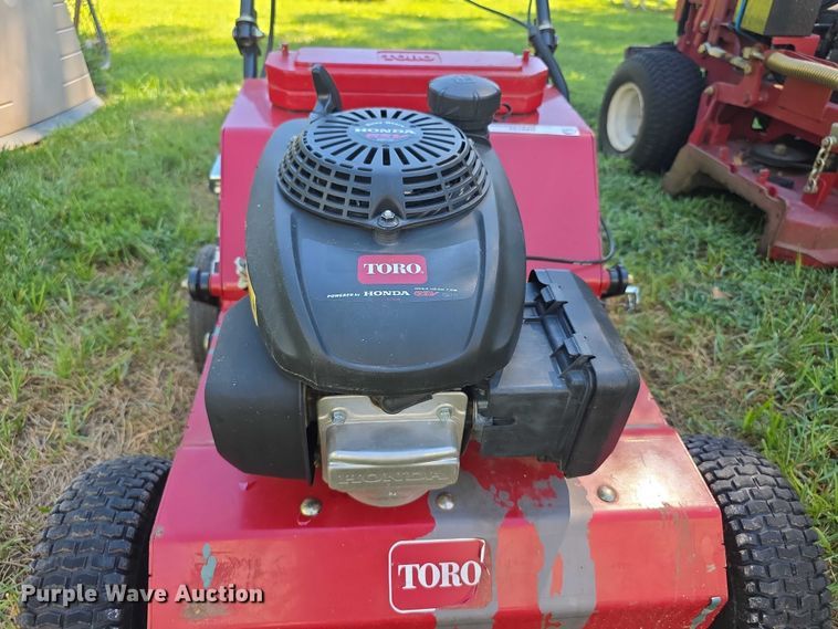image for item DZ6134 Toro 33516  aerator