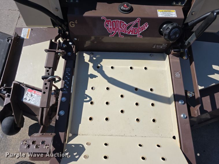 image for item DZ6136 Grasshopper  226VG4 ZTR lawn mower