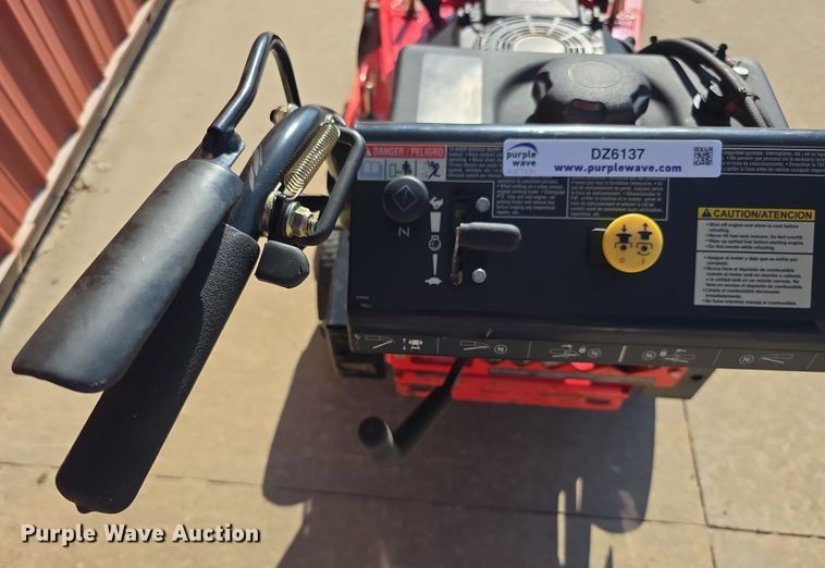 image for item DZ6137 Gravely Pro Walk 32G lawn mower