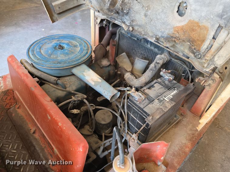 image for item DZ6141 Nissan forklift