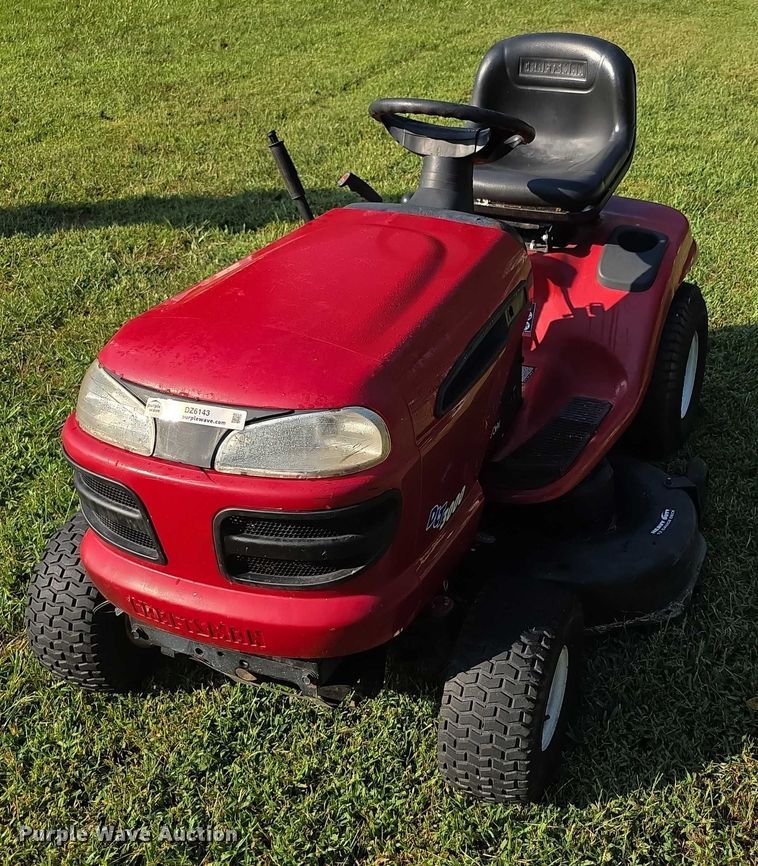 image for item DZ6143 2004 Craftsman DLT3000 lawn mower