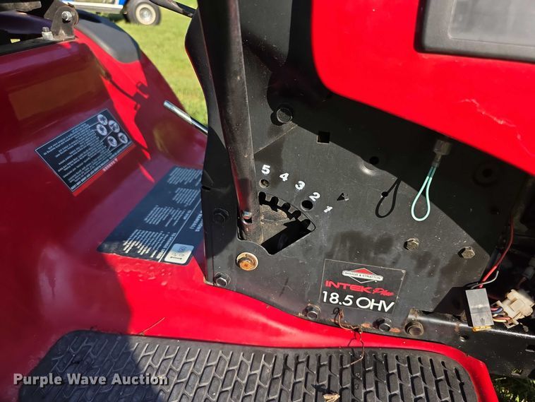 image for item DZ6143 2004 Craftsman DLT3000 lawn mower