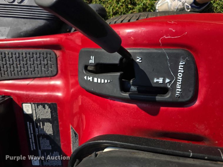 image for item DZ6143 2004 Craftsman DLT3000 lawn mower