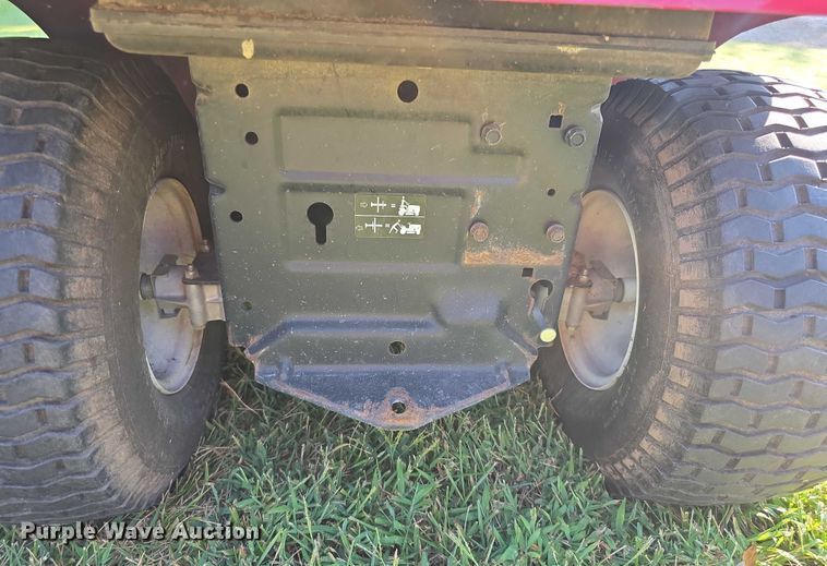 image for item DZ6143 2004 Craftsman DLT3000 lawn mower