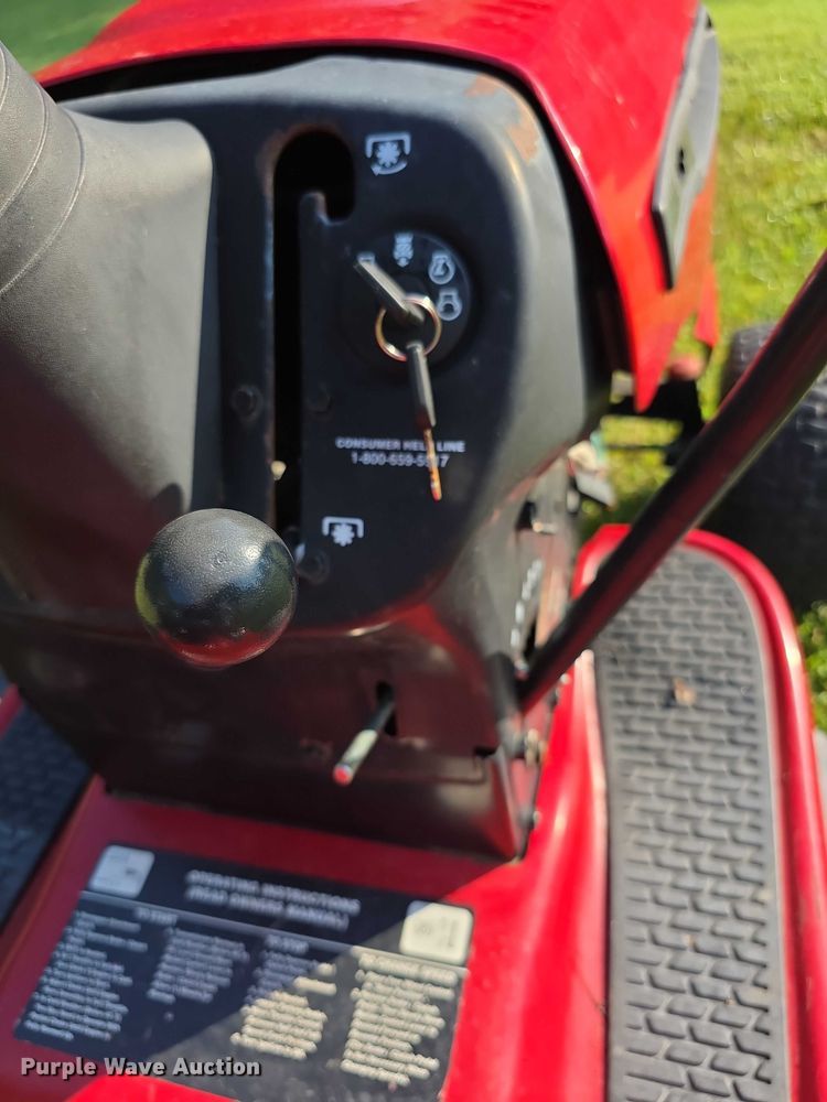 image for item DZ6143 2004 Craftsman DLT3000 lawn mower