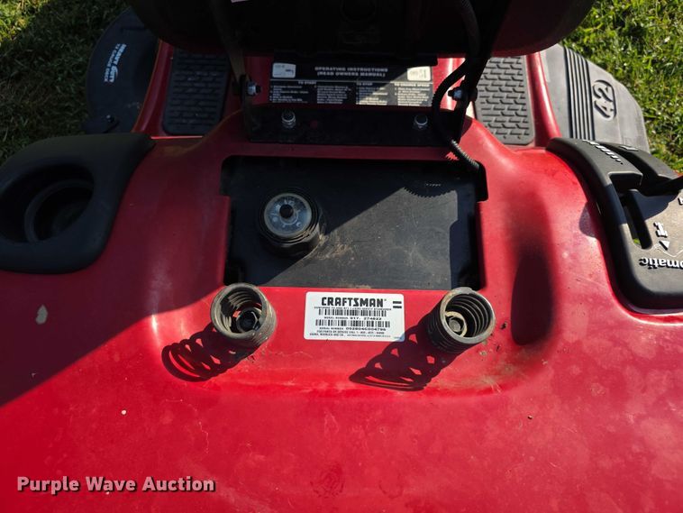 image for item DZ6143 2004 Craftsman DLT3000 lawn mower