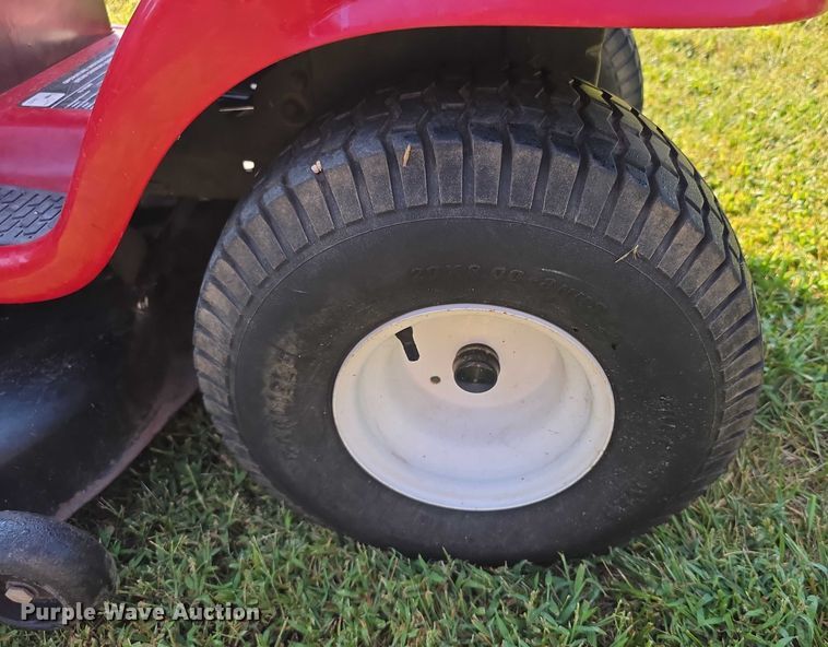 image for item DZ6143 2004 Craftsman DLT3000 lawn mower