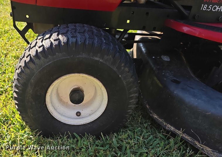 image for item DZ6143 2004 Craftsman DLT3000 lawn mower