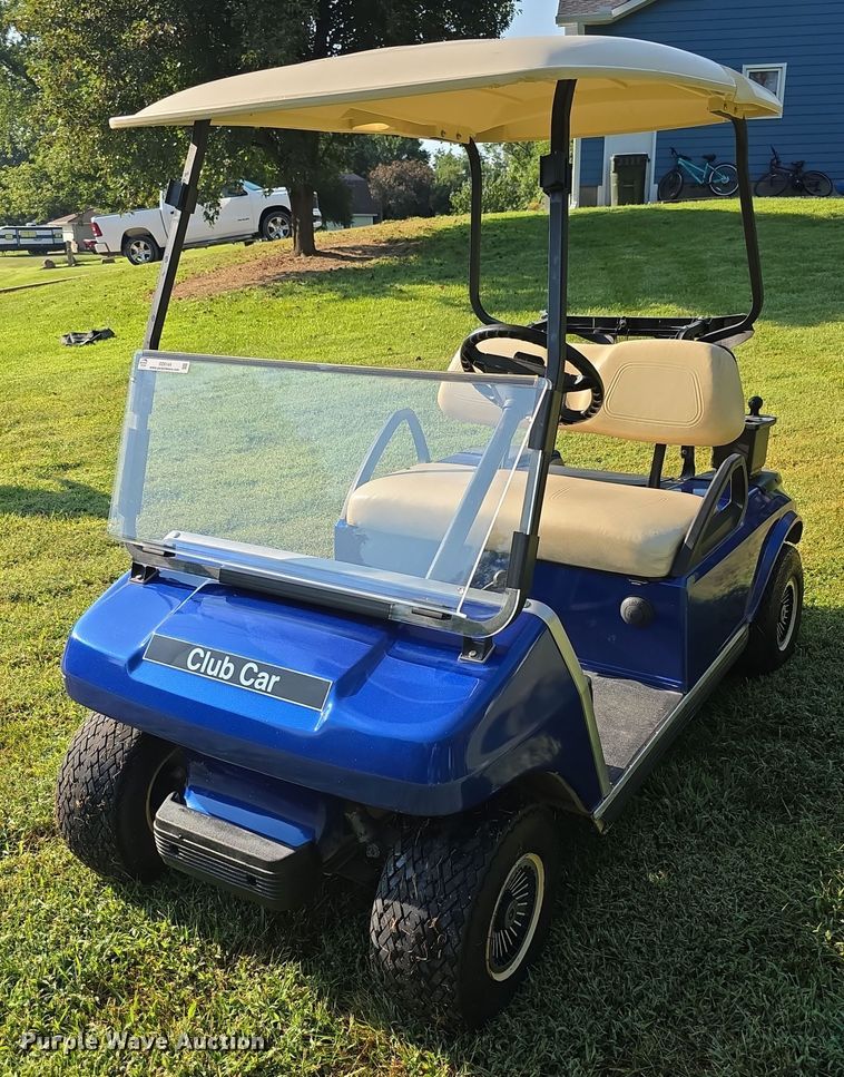 image for item DZ6144 2001 Club Car golf cart