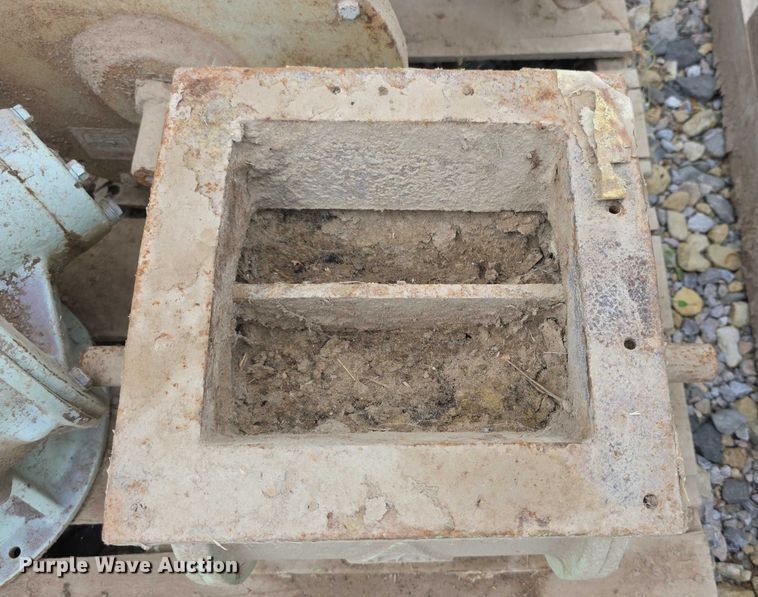 image for item DZ6146 (9) Kice blowers