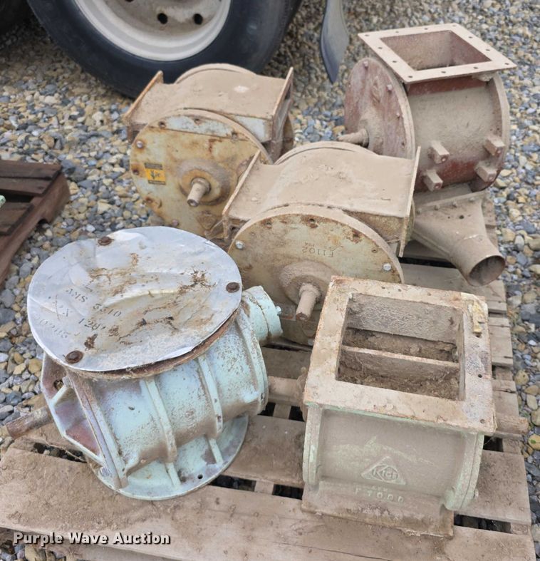 image for item DZ6146 (9) Kice blowers