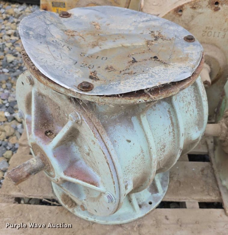 image for item DZ6146 (9) Kice blowers