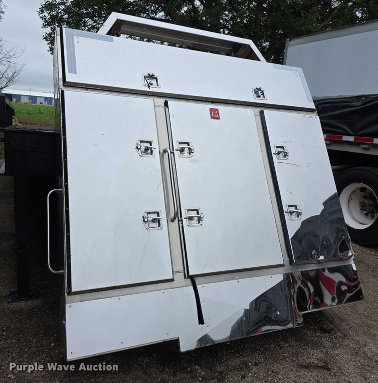 image for item DZ6153 Brunner cab rack