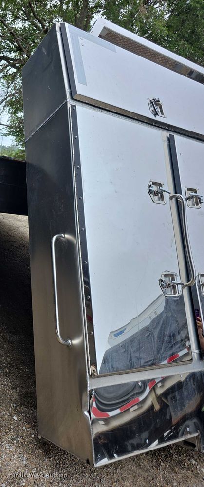 image for item DZ6153 Brunner cab rack