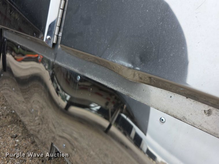 image for item DZ6153 Brunner cab rack