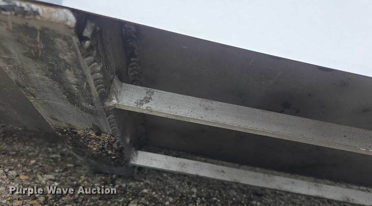 image for item DZ6153 Brunner cab rack