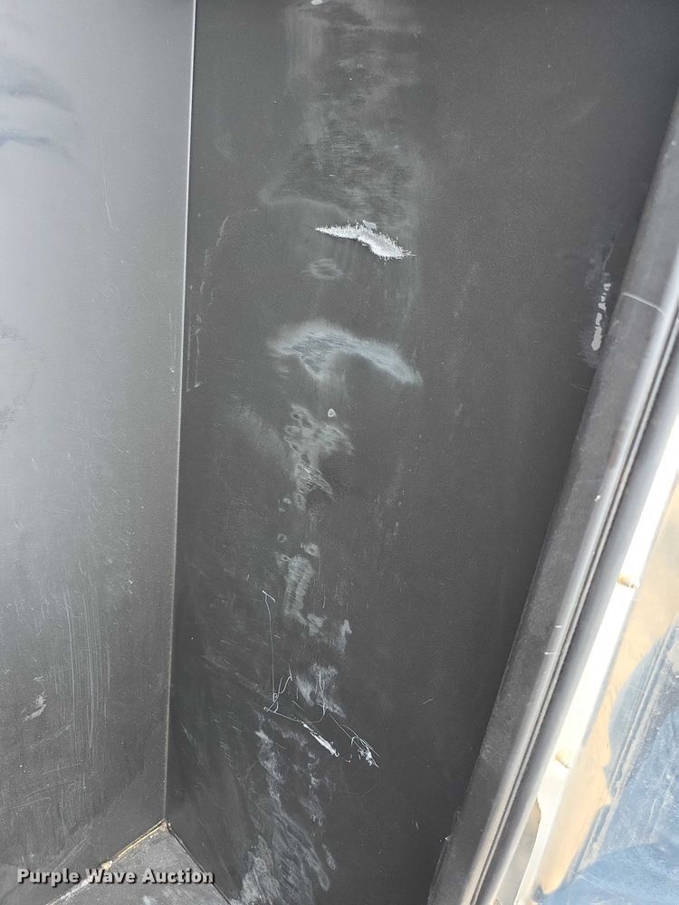 image for item DZ6153 Brunner cab rack