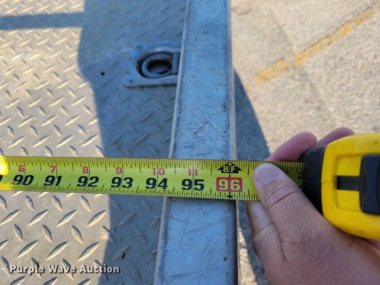 image for item DZ6482 2013 Ford F350 Super Duty SuperCab flatbed pickup truck